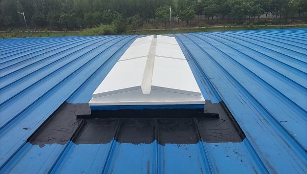 屋頂采光排煙天窗